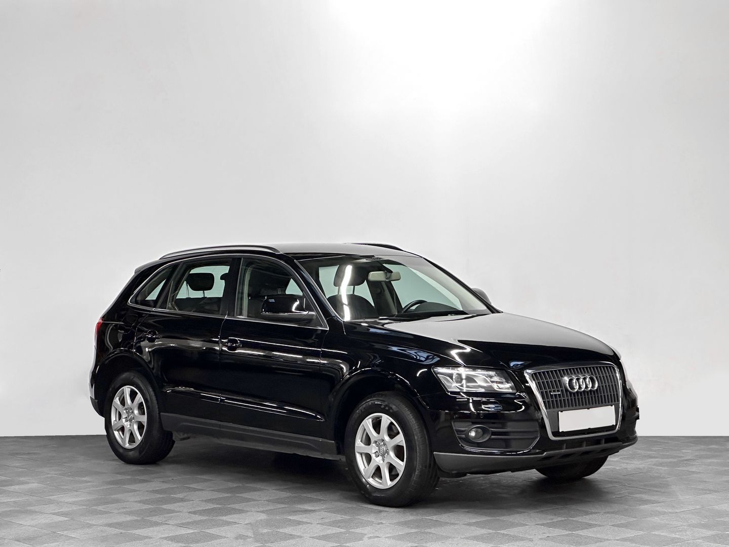 Audi Q5, I (8R) 2.0d AMT (170 л.с.) 4WD