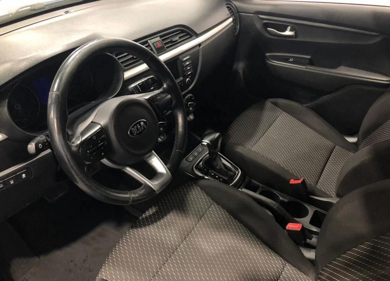 Kia Rio, IV X-Line 1.4 AT (100 л.с.)