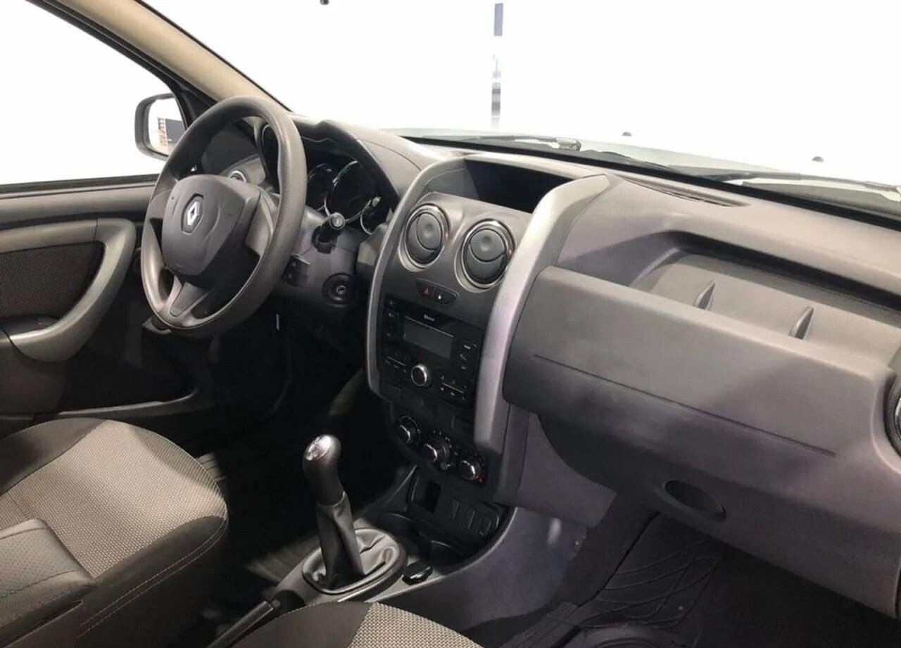 Renault Duster, I Рестайлинг 1.6 MT (114 л.с.) 4WD