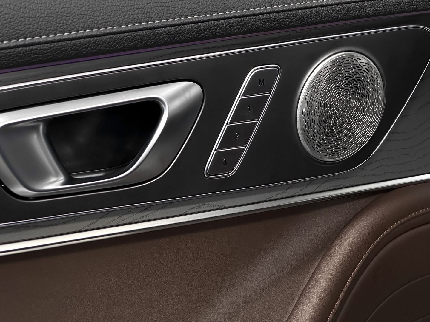 Chery Tiggo 8 Pro Max, I Рестайлинг 2.0 AMT (197 л.с.) 4WD