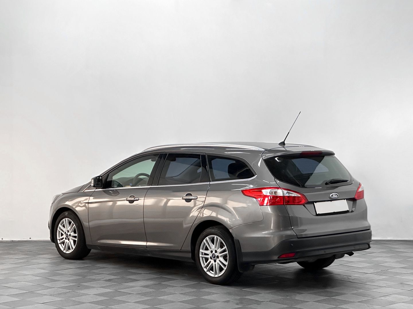 Ford Focus, III 1.6 AMT (125 л.с.)