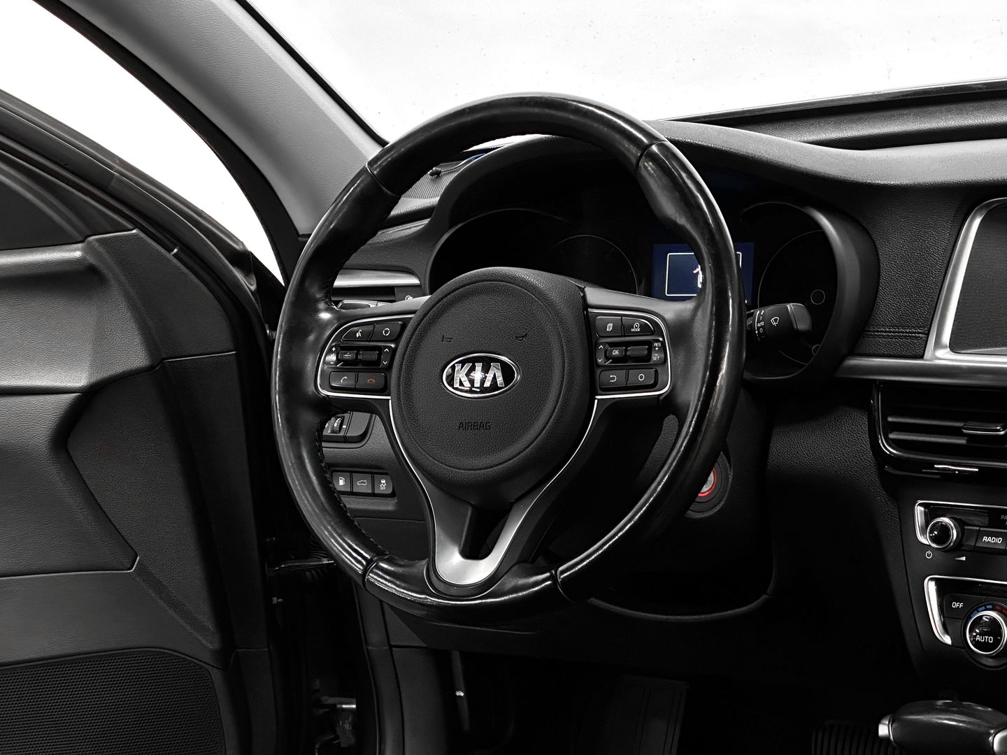 Kia Optima, IV 2.4 AT (188 л.с.)