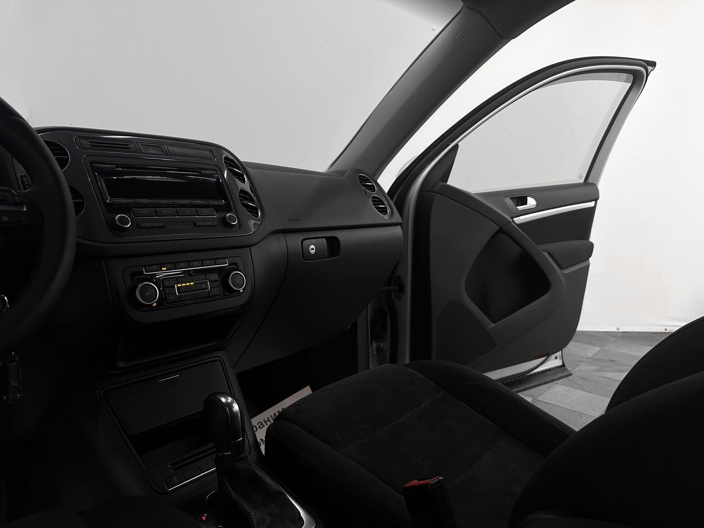 Volkswagen Tiguan, I Рестайлинг 2.0d AT (140 л.с.) 4WD