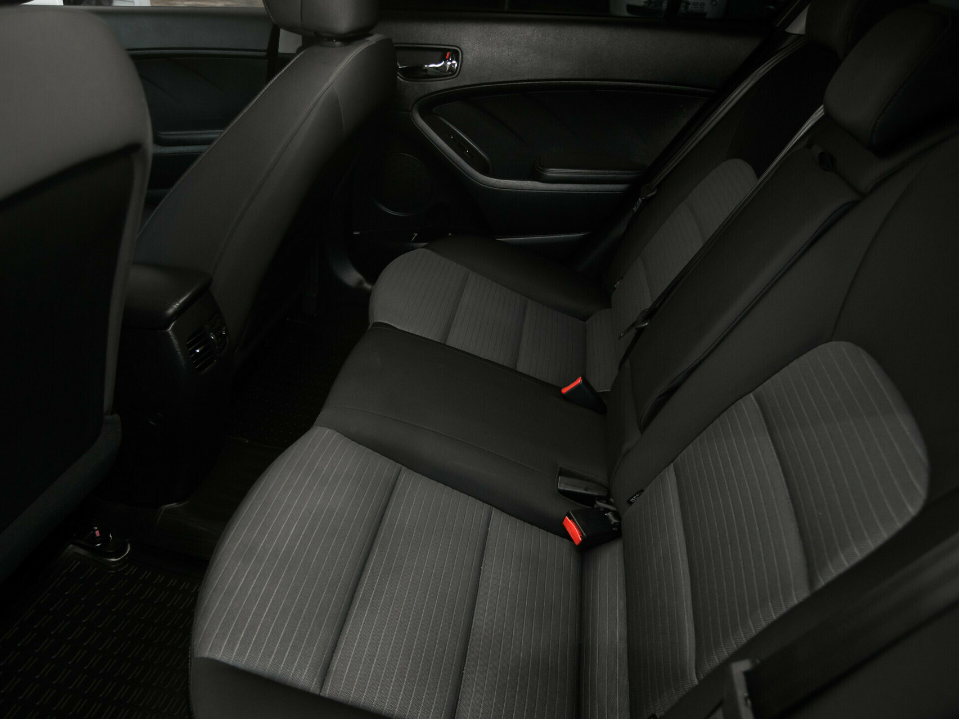 Kia Cerato, III 1.6 MT (130 л.с.)