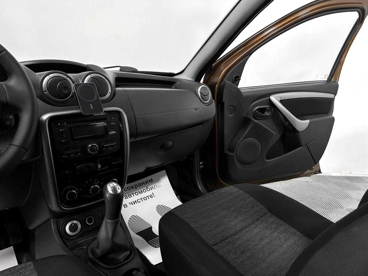 Renault Duster, I 1.6 MT (102 л.с.) 4WD