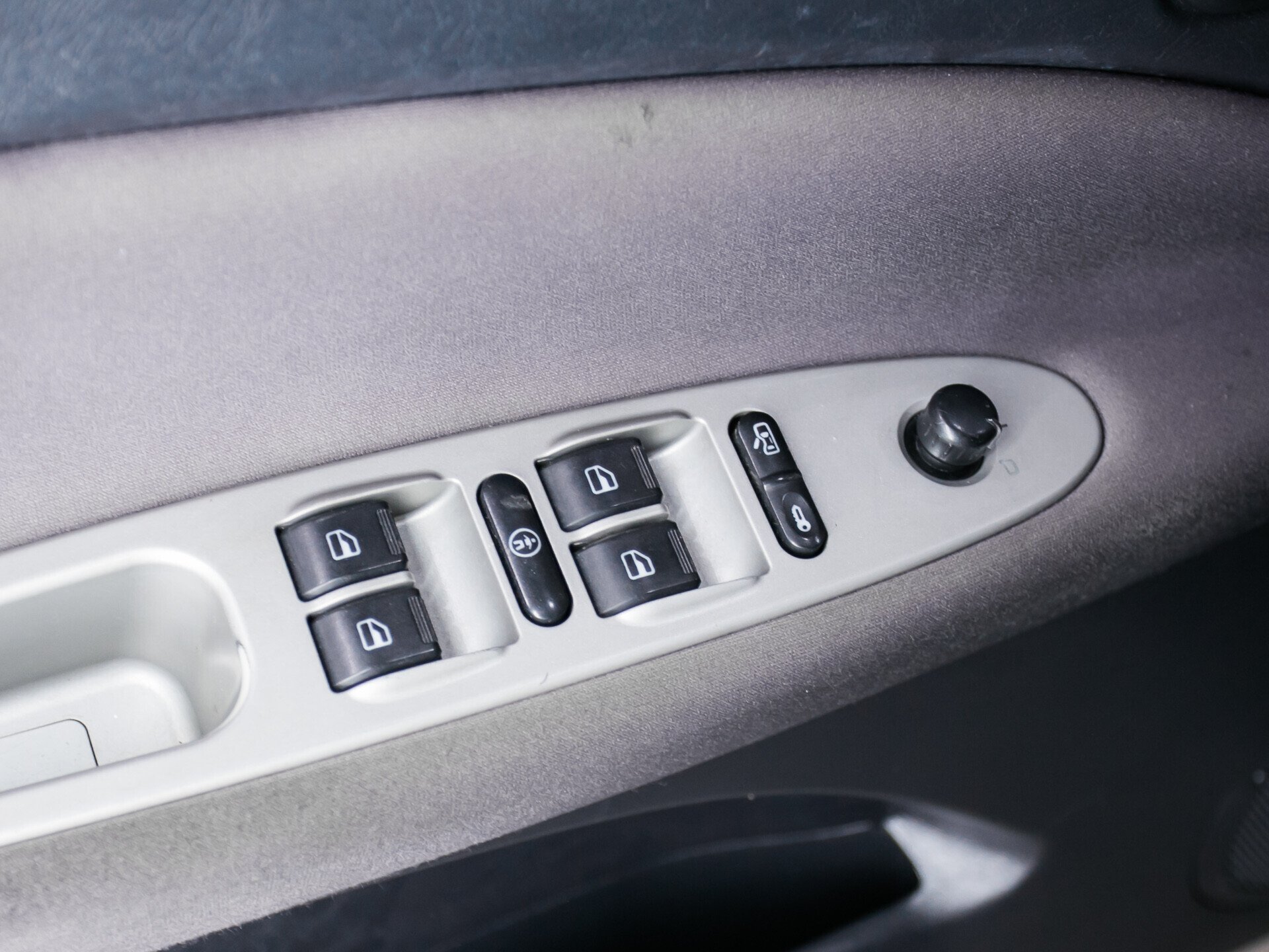 Chery Tiggo (T11), I 1.6 MT (119 л.с.)