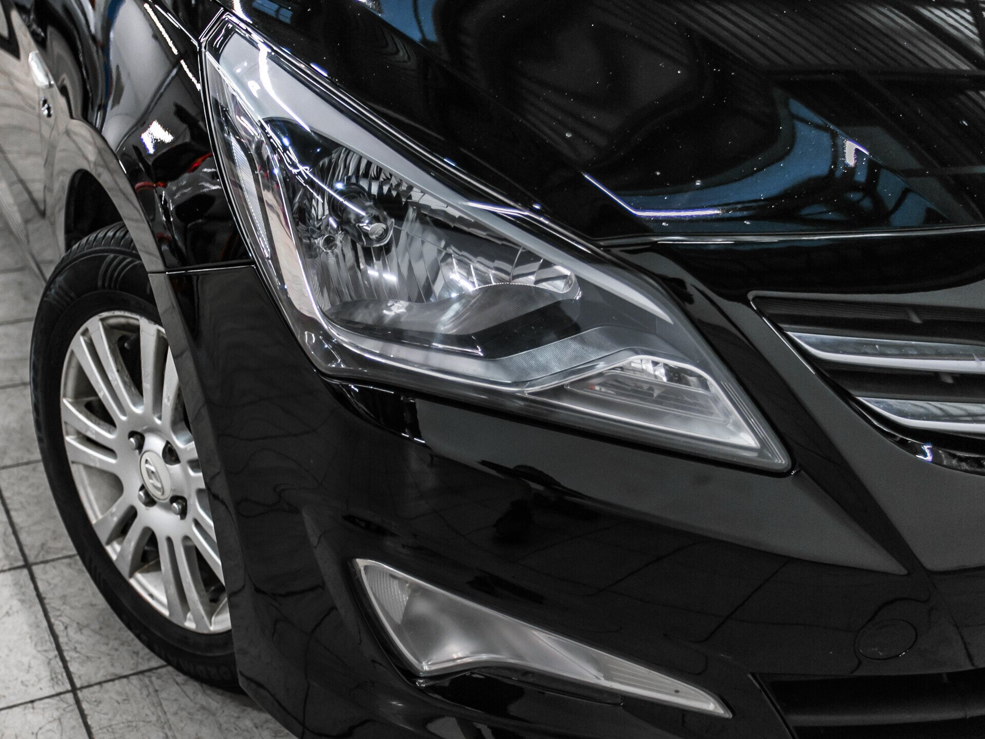 Hyundai Solaris, I Рестайлинг 1.6 AT (123 л.с.)