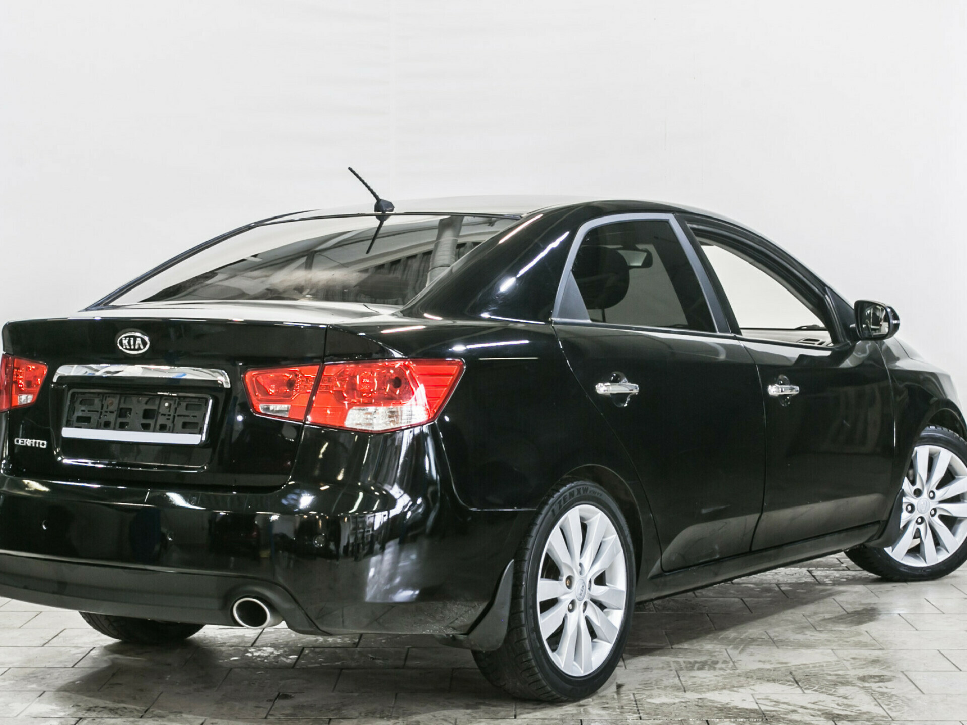 Kia Cerato, II 6-speed 1.6 AT (126 л.с.)