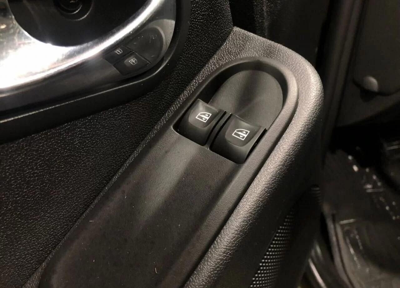 Renault Duster, I Рестайлинг 2.0 MT (143 л.с.) 4WD