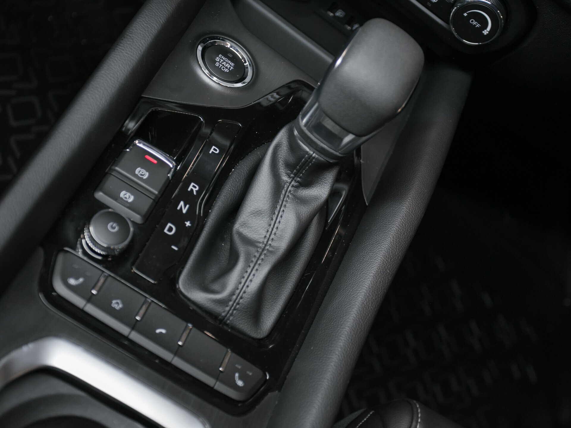 Chery Tiggo 4, I Рестайлинг 1.5 CVT (113 л.с.)