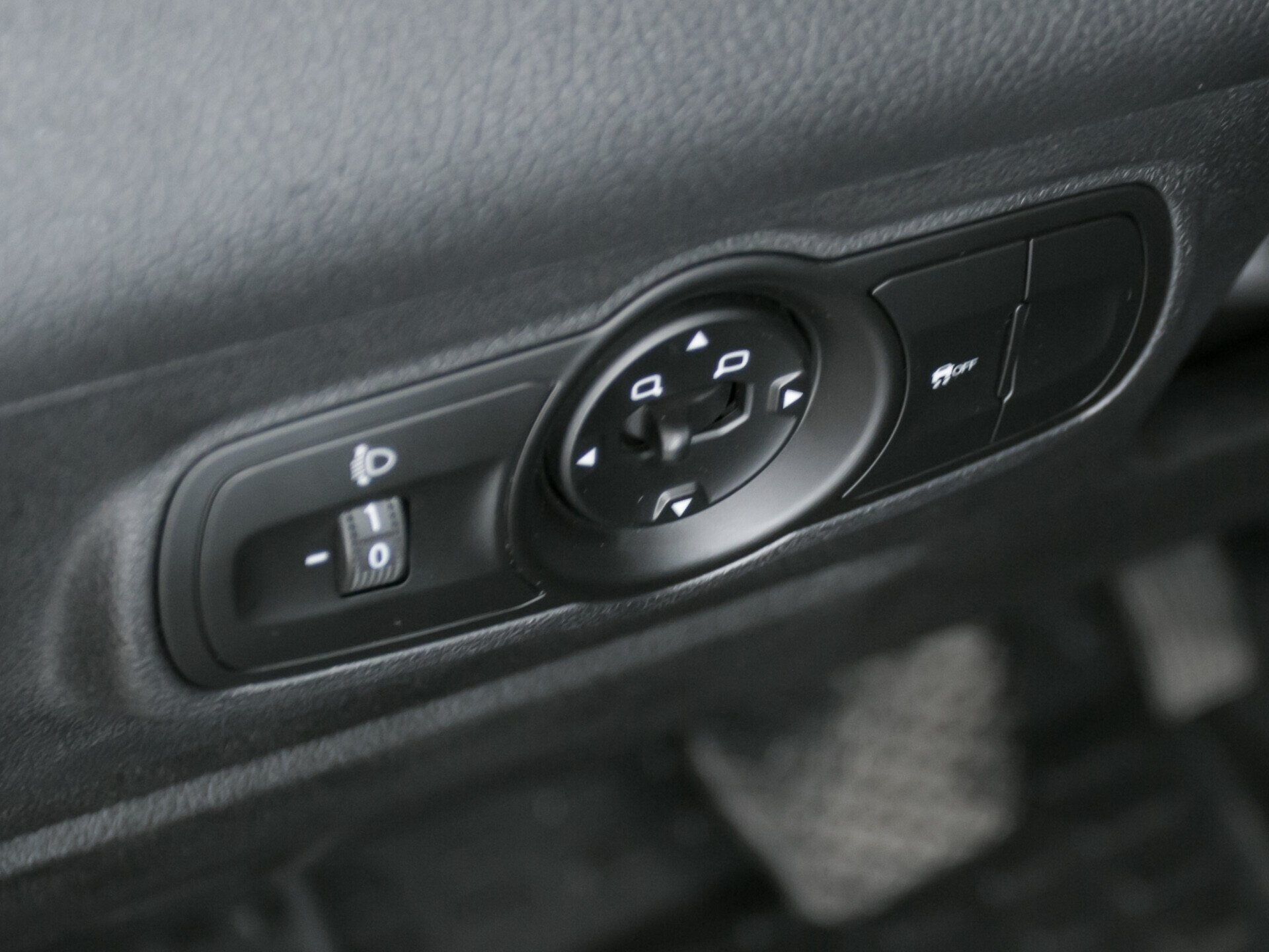 Chery Tiggo 4, I Рестайлинг 2.0 CVT (122 л.с.)