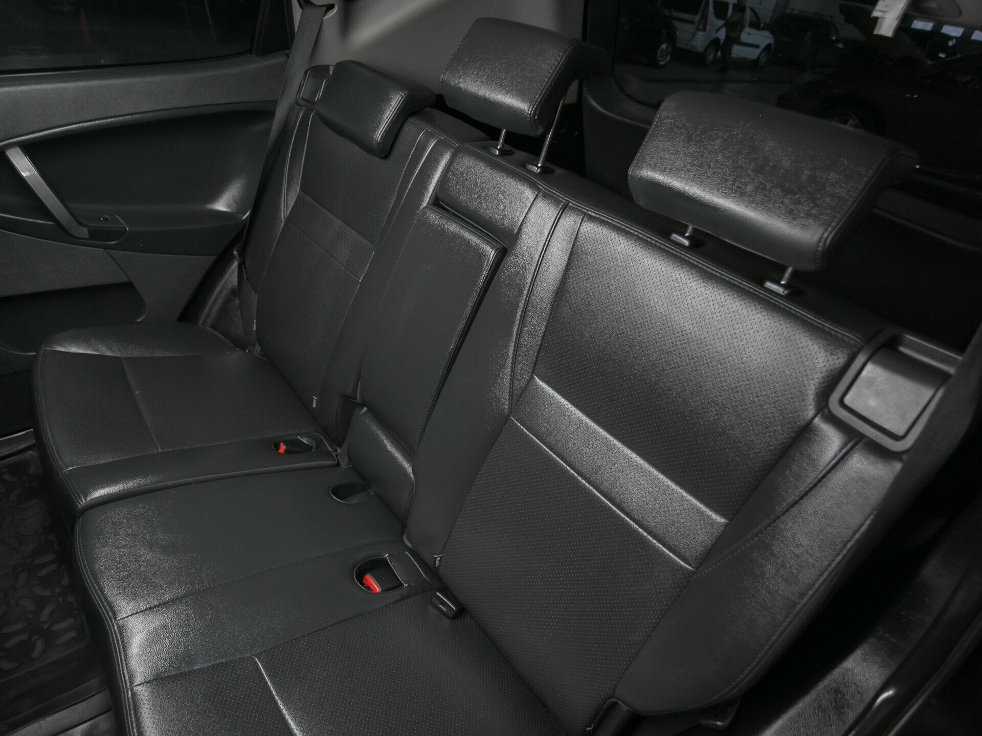 Geely Emgrand X7, I 2.0 MT (139 л.с.)