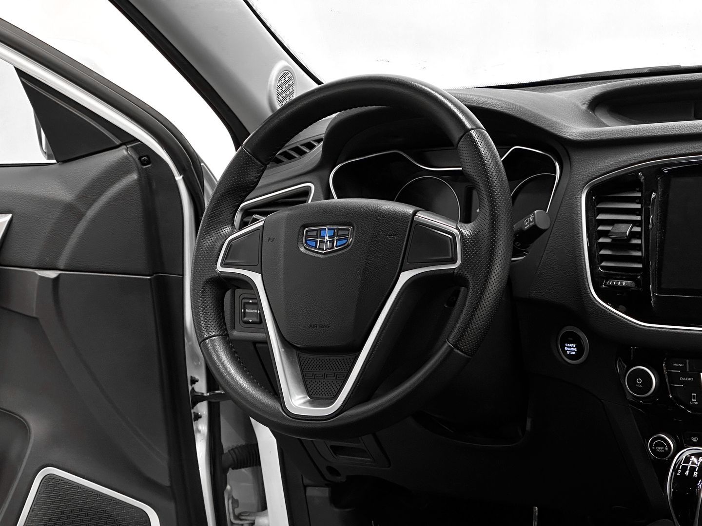 Geely Emgrand X7, I Рестайлинг 2 1.8 MT (131 л.с.)