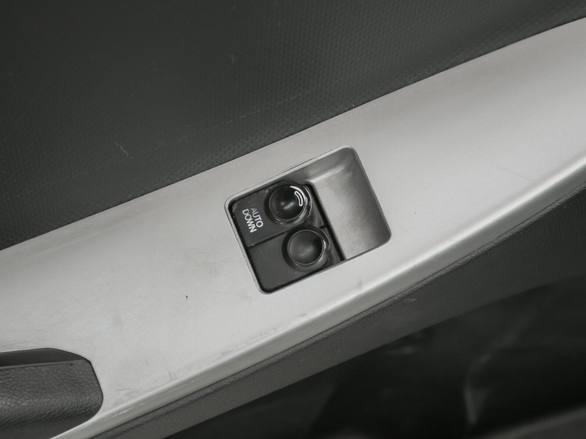 Hyundai Solaris, I 1.4 MT (107 л.с.)