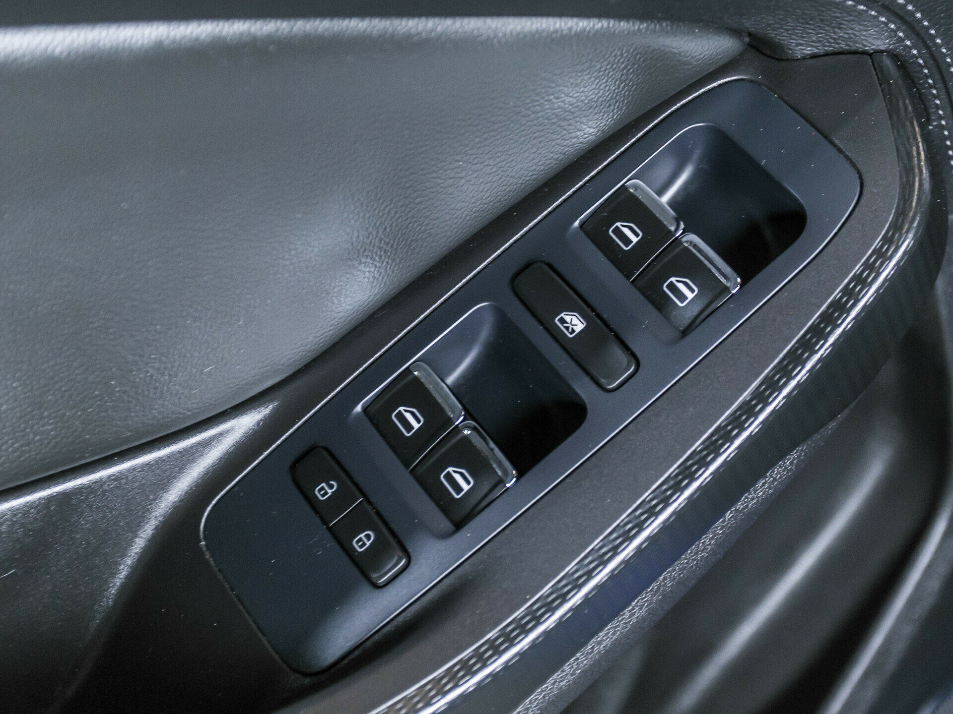 Chery Tiggo 4, I Рестайлинг 2.0 CVT (122 л.с.)