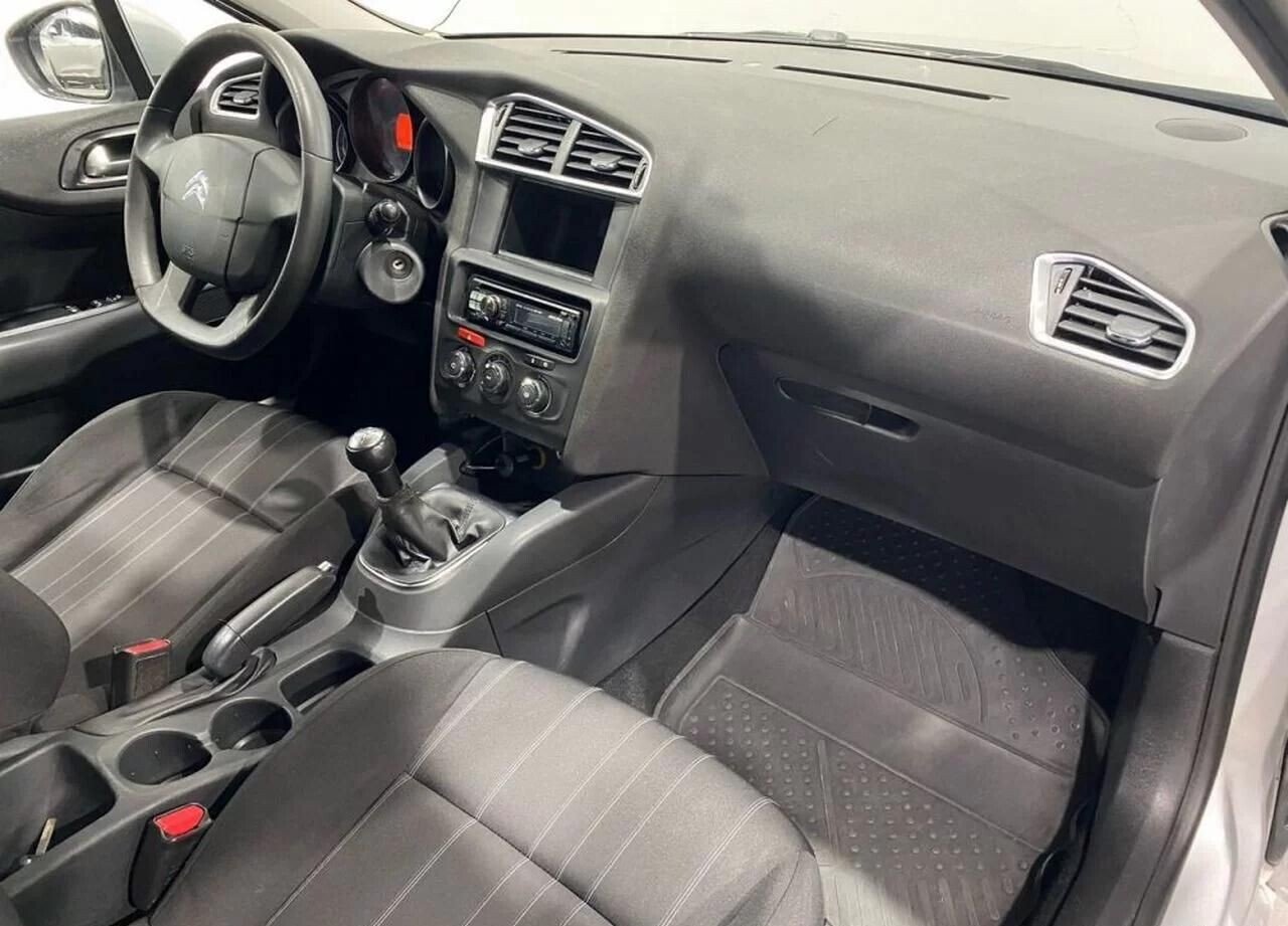 Citroen C4, II 1.6 MT (120 л.с.)