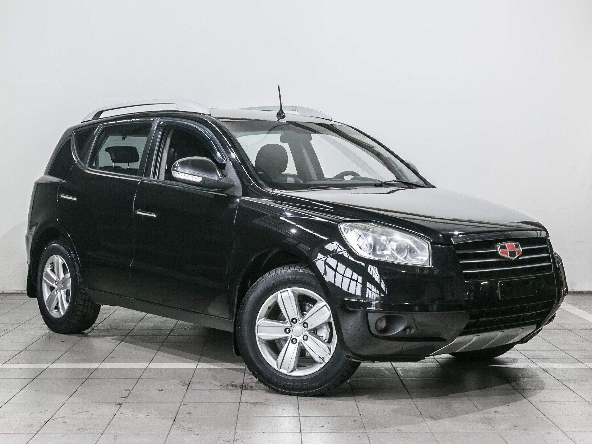 Geely Emgrand X7, I 2.0 MT (139 л.с.)