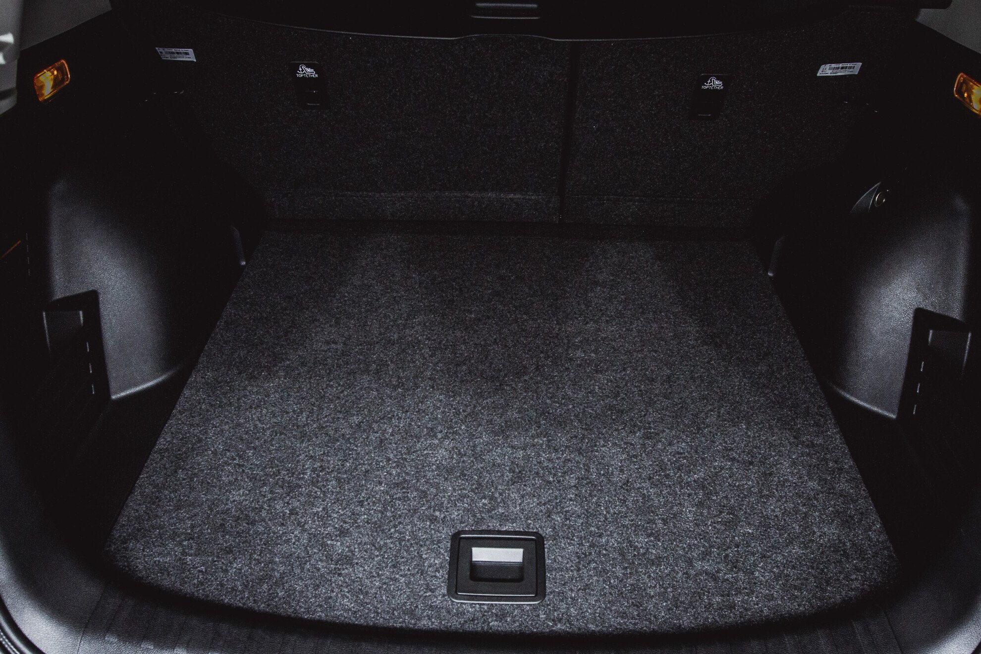 Dongfeng AX7, I 2.0 AT (140 л.с.)