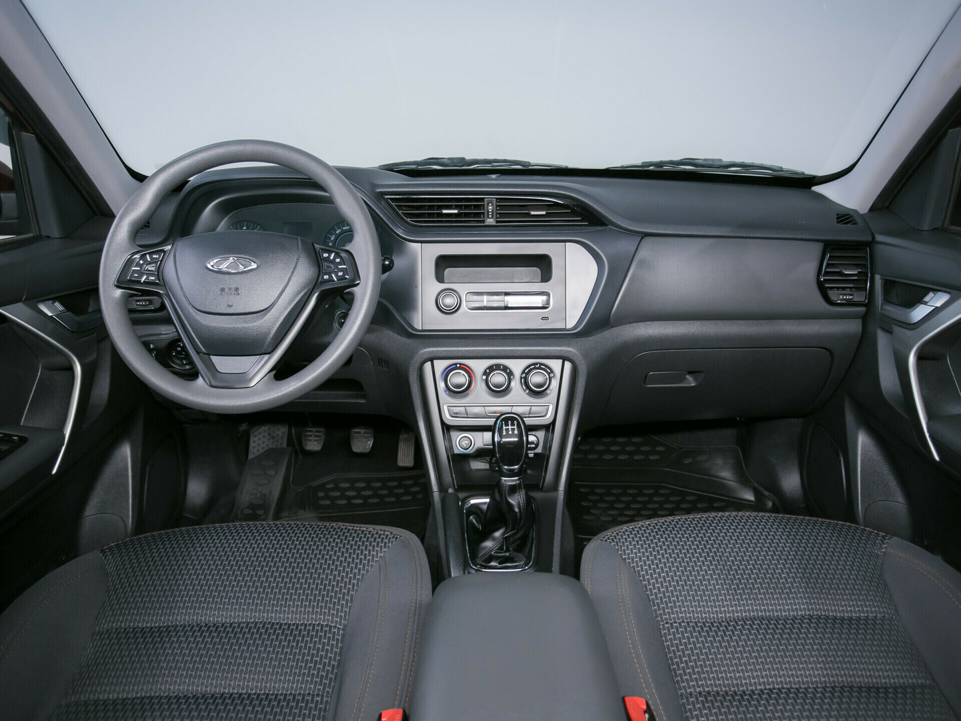 Chery Tiggo 3, I 1.6 MT (126 л.с.)