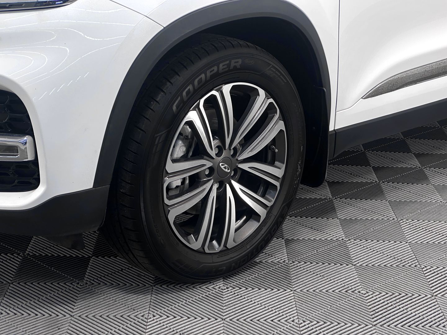 Chery Tiggo 8, I 1.5 AMT (147 л.с.)