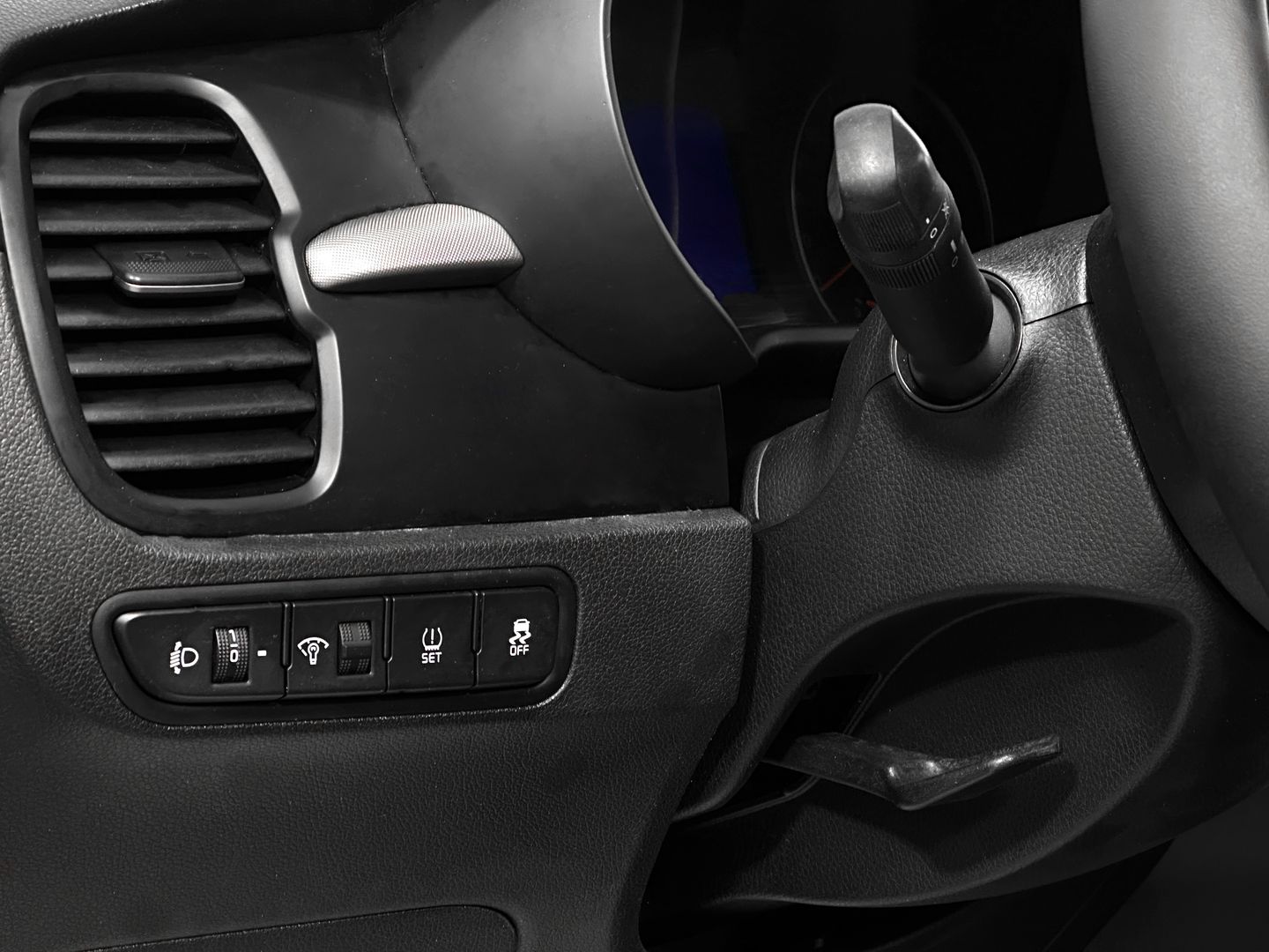 Kia Rio, IV 1.4 MT (100 л.с.)