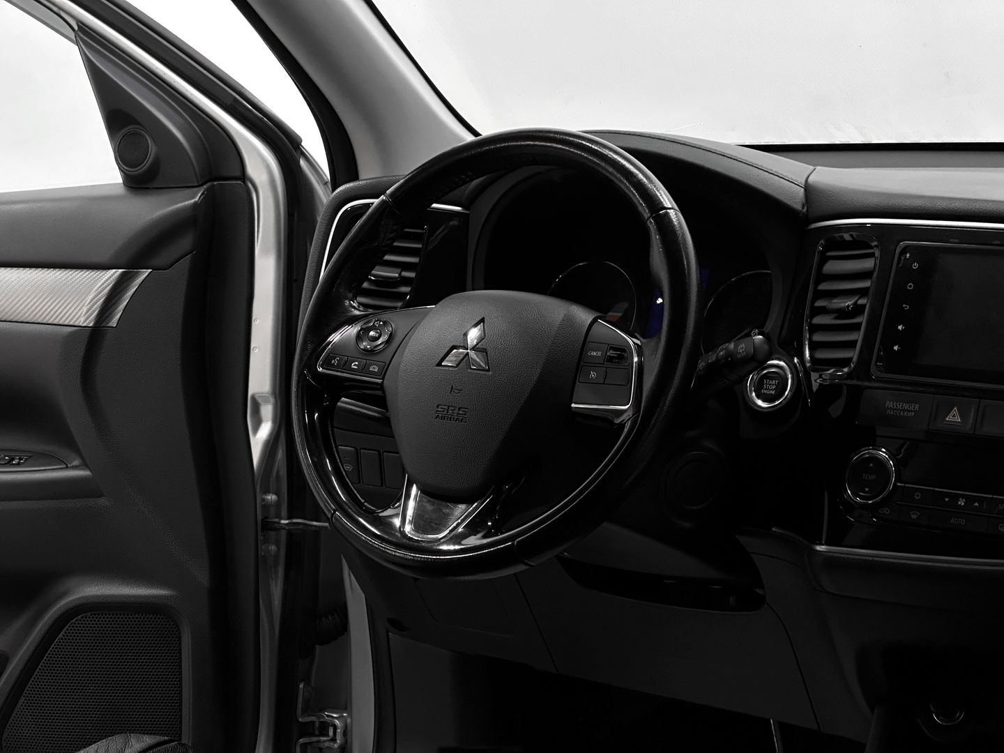 Mitsubishi Outlander, III Рестайлинг 2 2.0 CVT (146 л.с.) 4WD