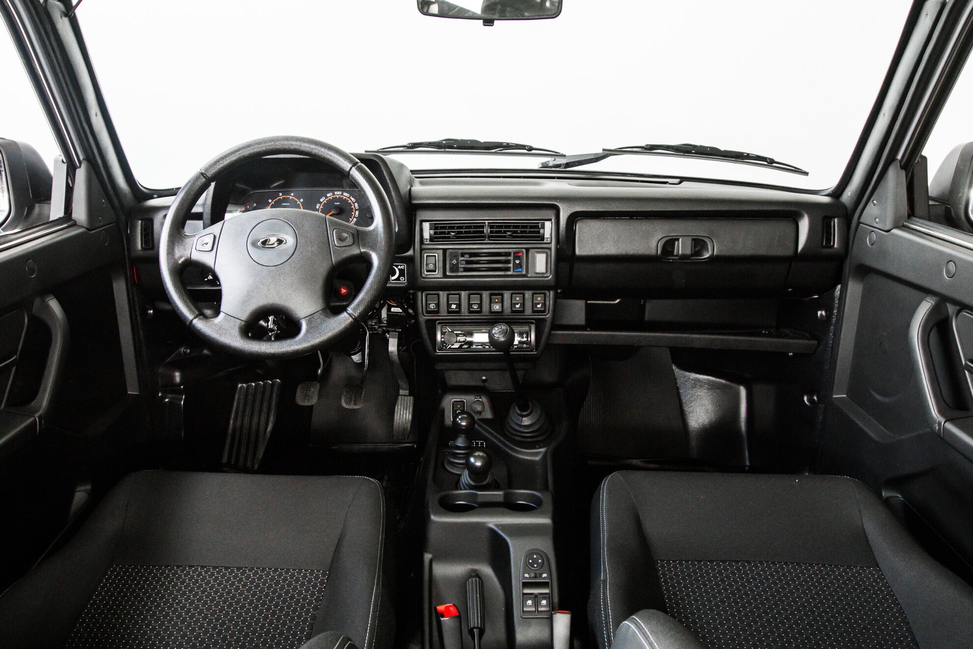 LADA (ВАЗ) 2121 (4x4), I Рестайлинг Urban 1.7 MT (83 л.с.) 4WD