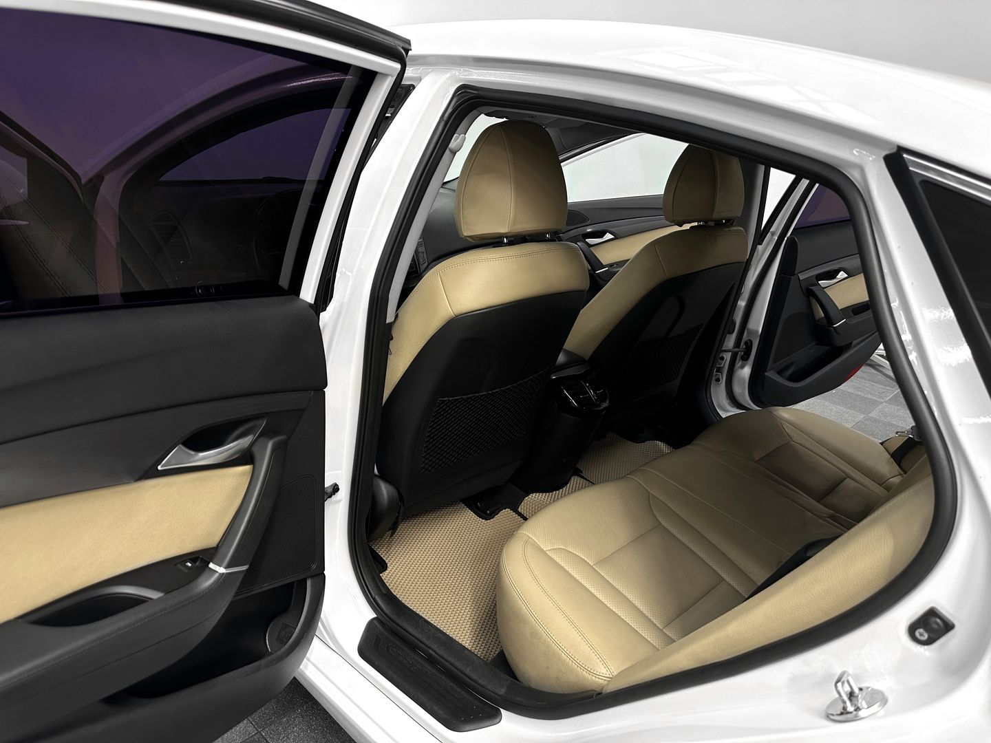 Hyundai i40, I 2.0 AT (150 л.с.)