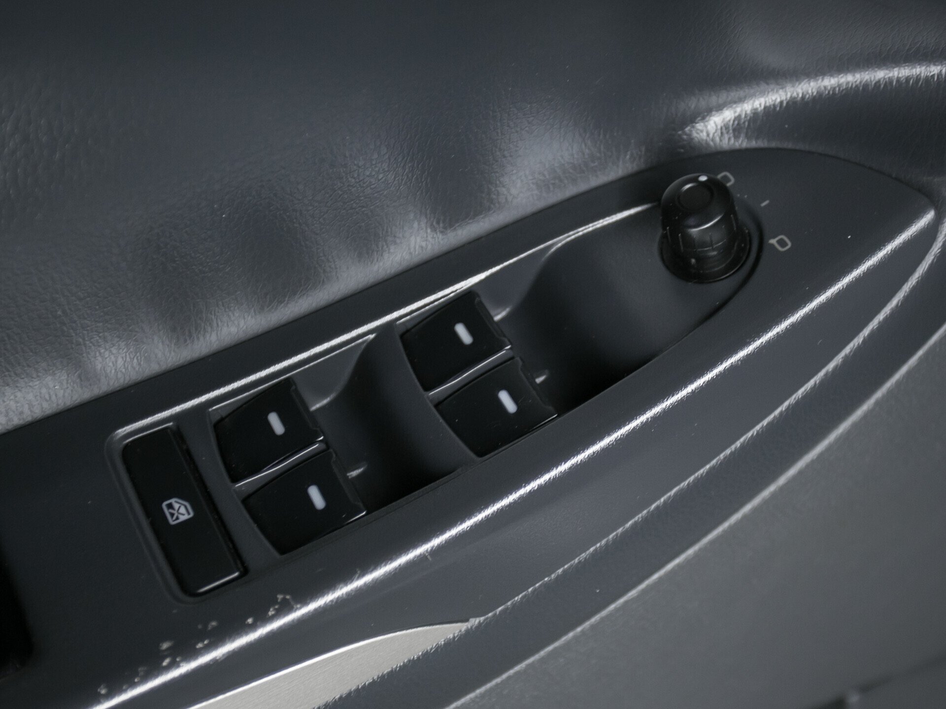 Geely Emgrand X7, I 2.4 AT (148 л.с.)