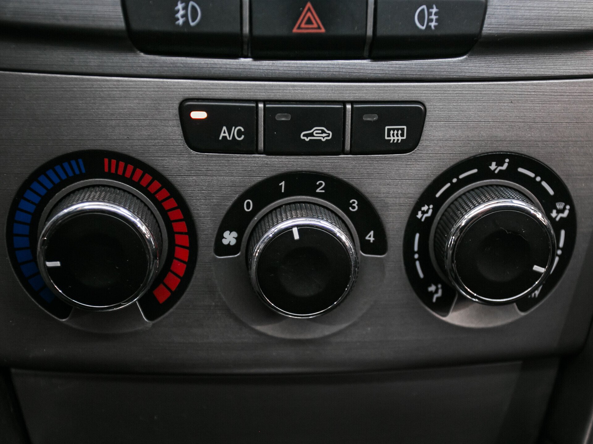 Chery Tiggo (T11), I Рестайлинг (FL) 1.9 MT (132 л.с.)