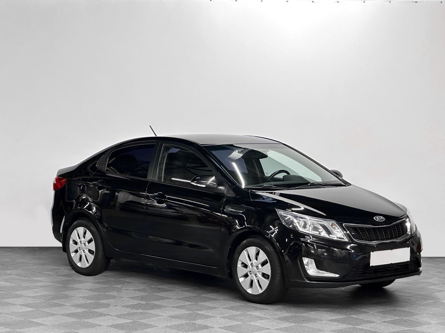 Kia Rio, III 6-speed 1.6 AT (123 л.с.)
