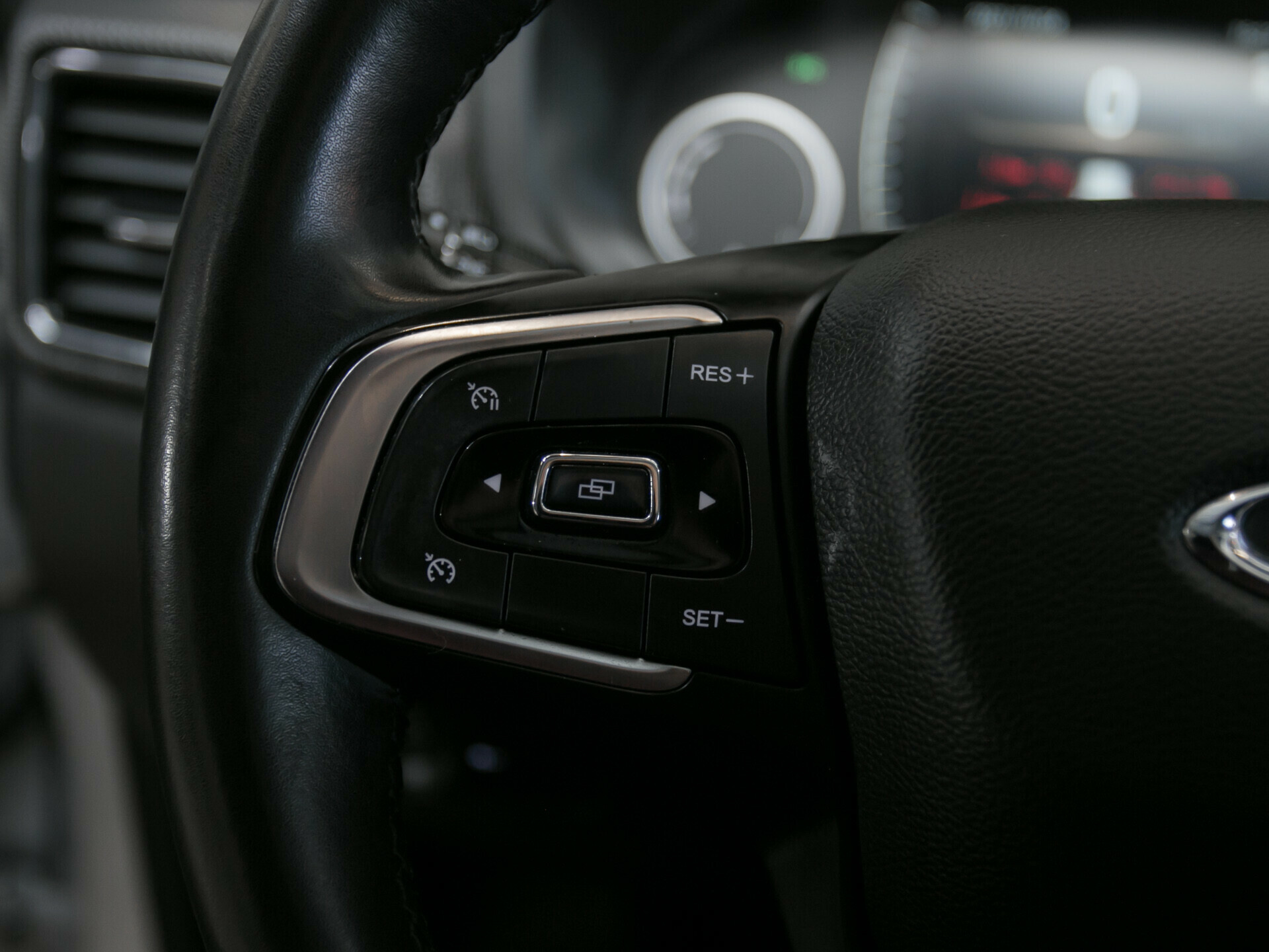 Chery Tiggo 4, I Рестайлинг 2.0 CVT (122 л.с.)