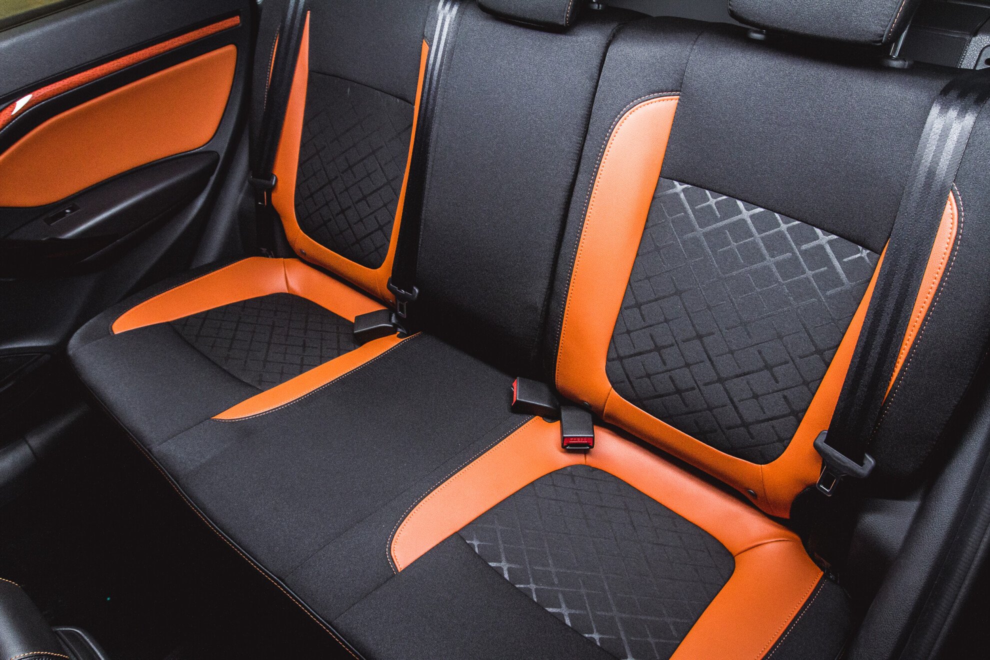 LADA (ВАЗ) Vesta, I SW Cross 1.6 MT (106 л.с.)