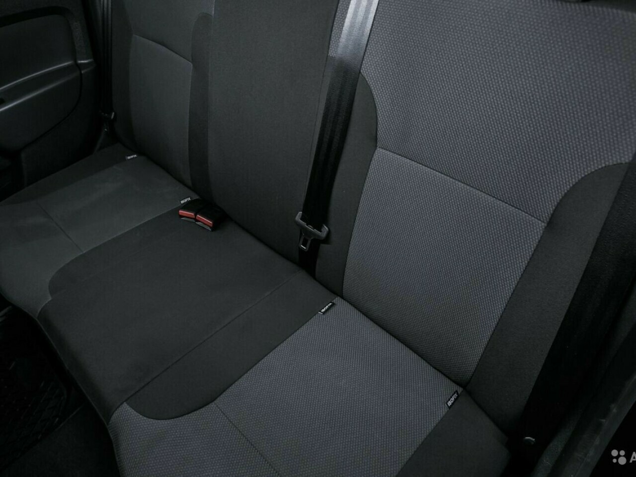 Renault Logan, II 1.6 MT (102 л.с.)