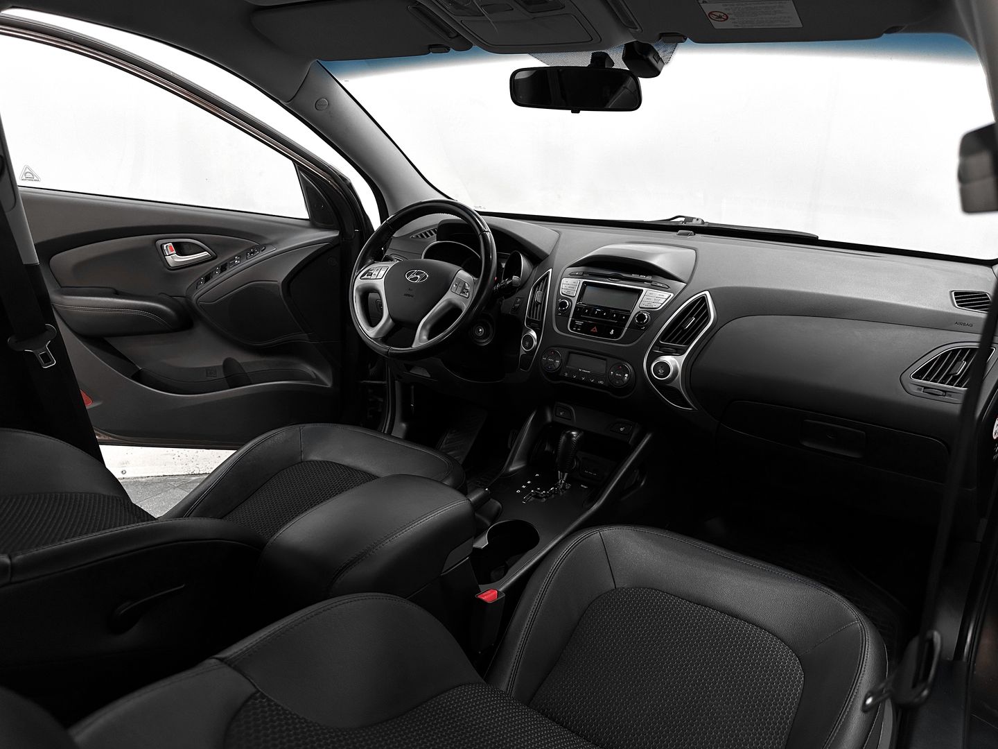 Hyundai ix35, I 2.0 AT (150 л.с.)