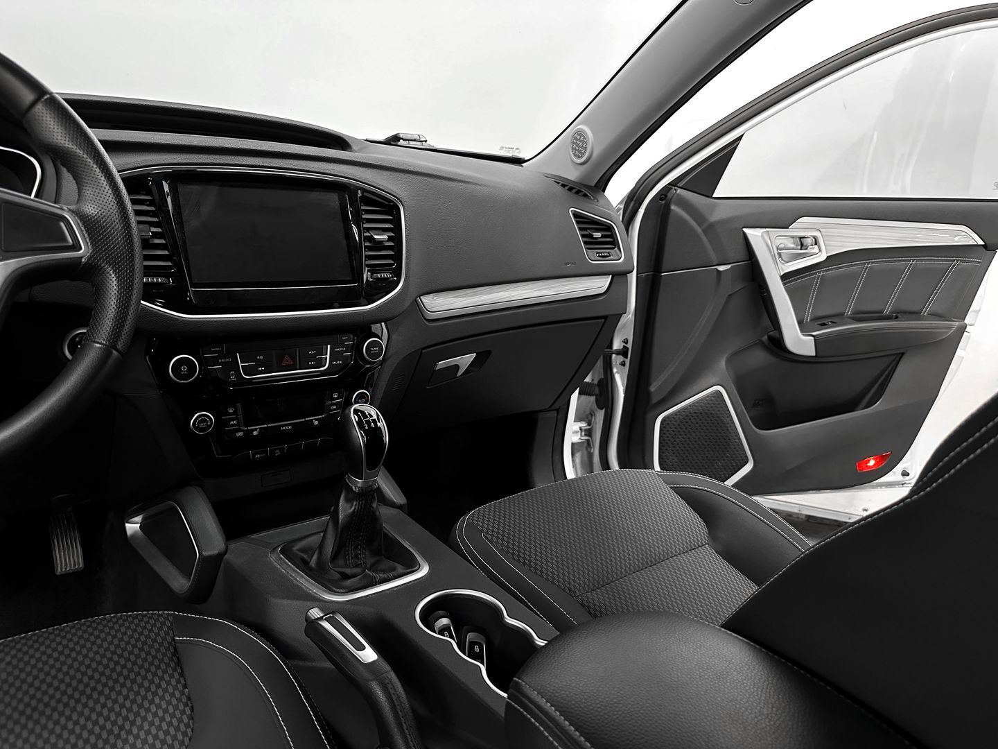 Geely Emgrand X7, I Рестайлинг 2 1.8 MT (131 л.с.)