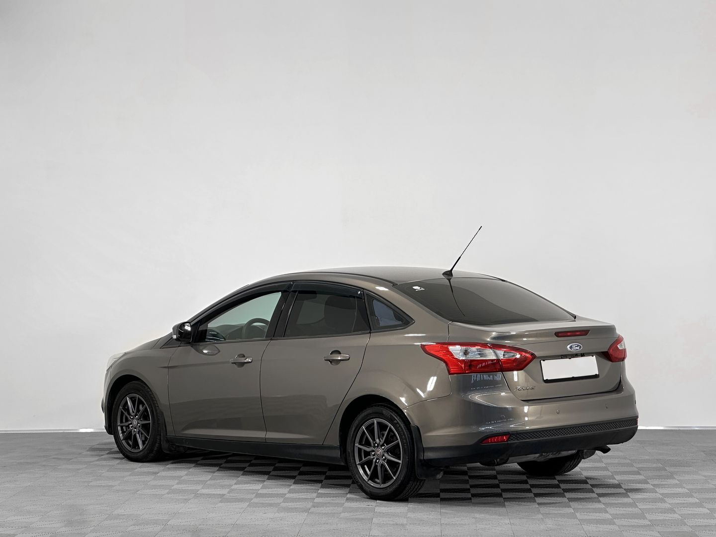 Ford Focus, III 1.6 AMT (125 л.с.)