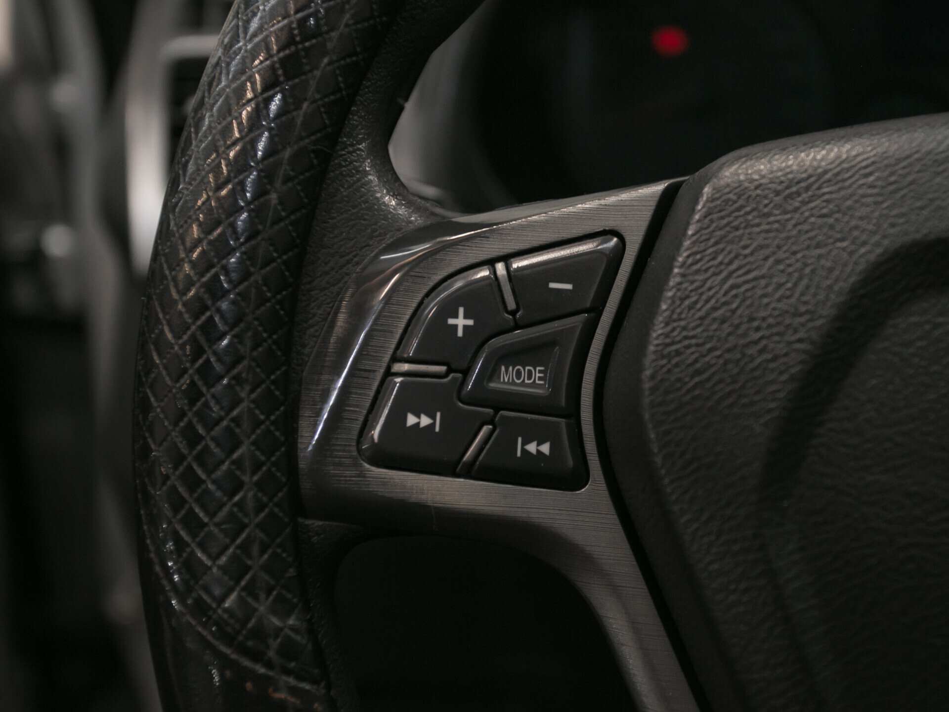 Chery Tiggo (T11), I Рестайлинг (FL) 1.6 CVT (126 л.с.)