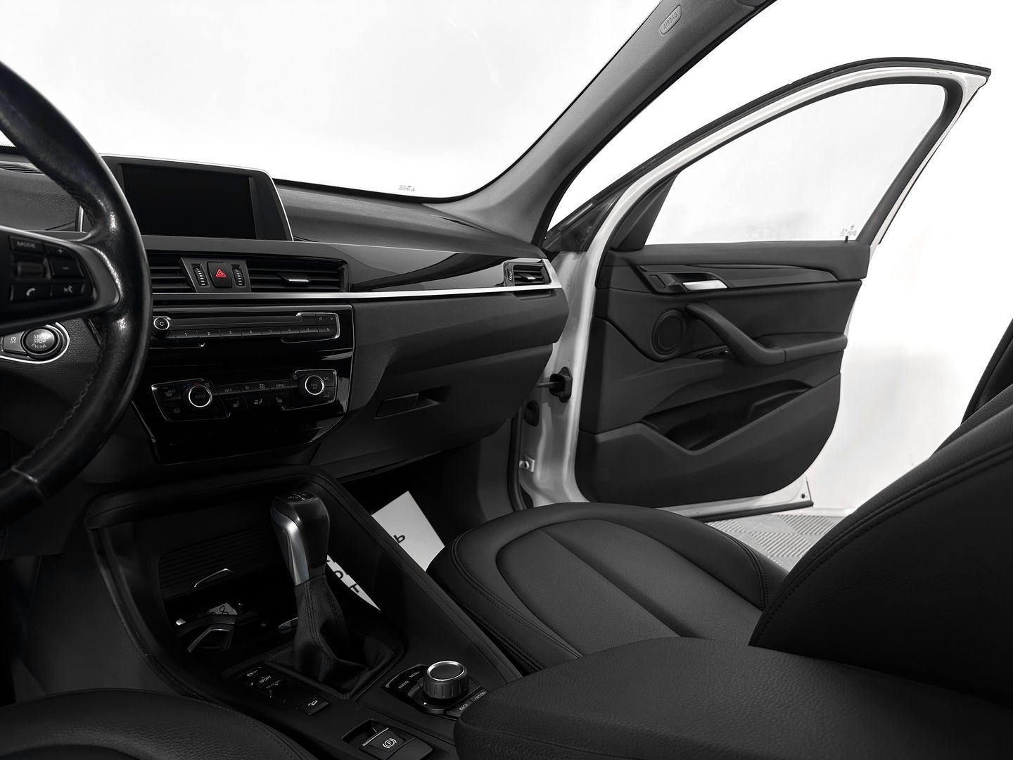 BMW X1, II (F48) 20i xDrive 2.0 AT (192 л.с.) 4WD