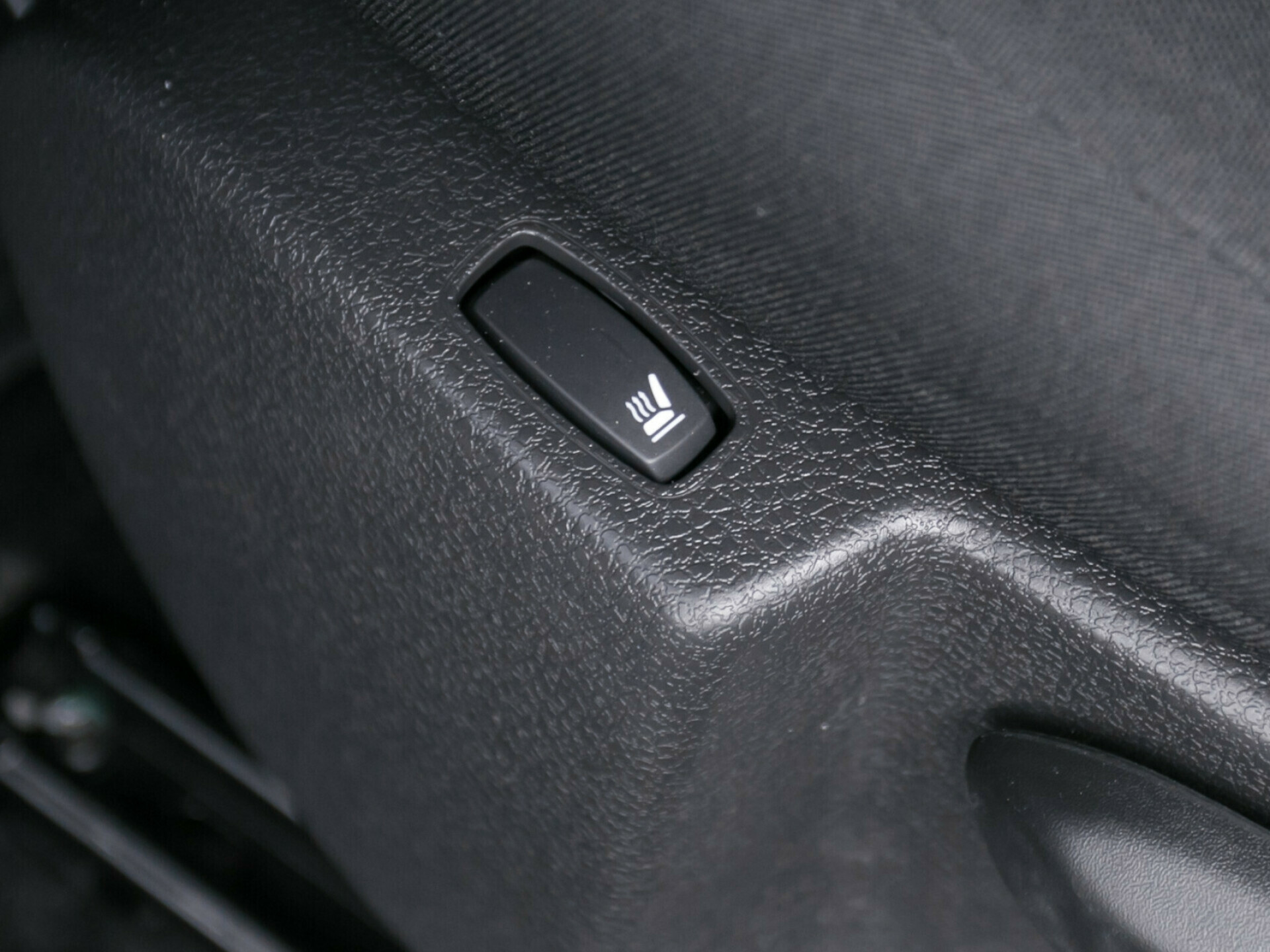 Renault Sandero, II Stepway 1.6 MT (82 л.с.)