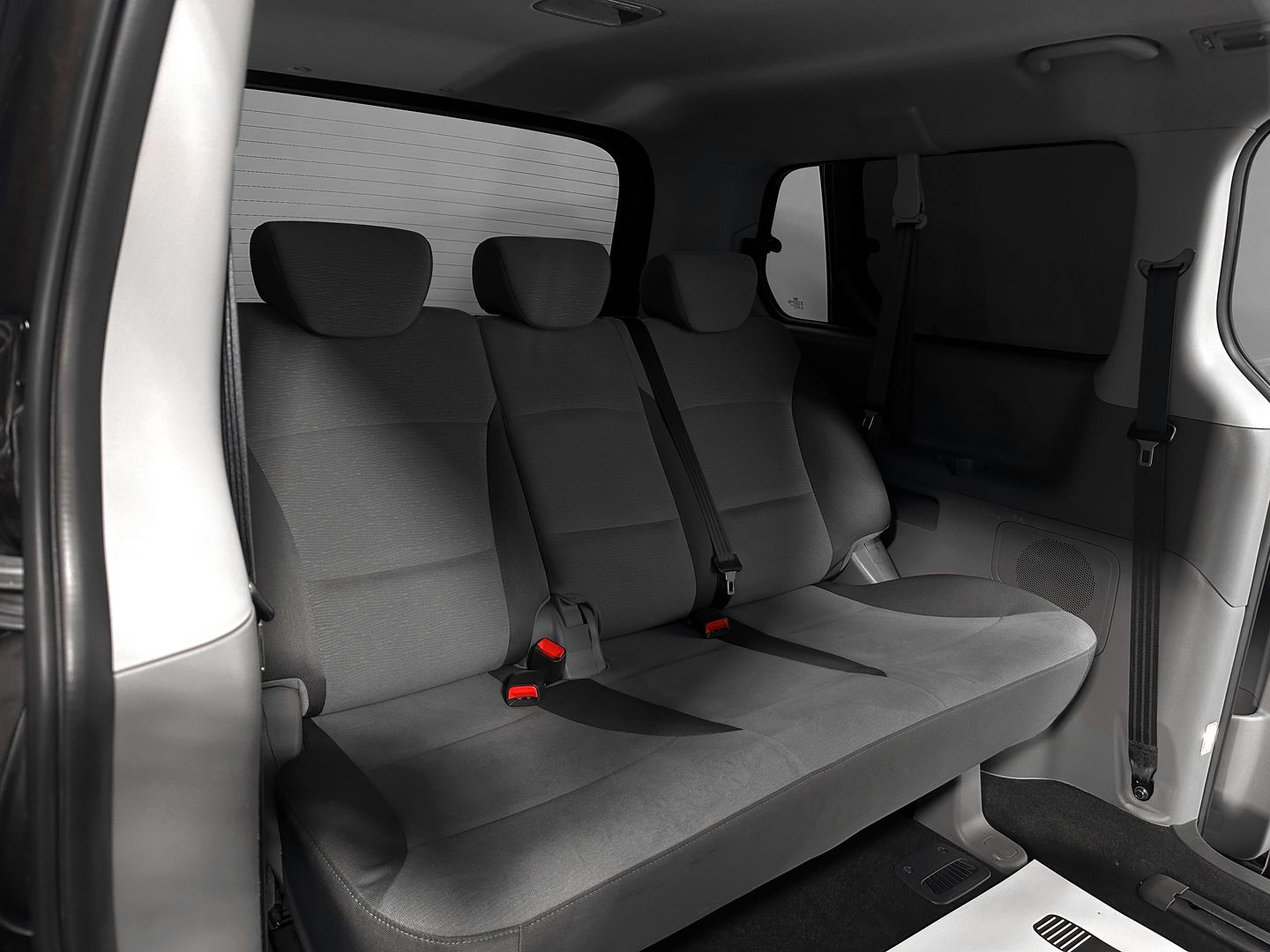 Hyundai H-1, II Рестайлинг 2.5d MT (116 л.с.)