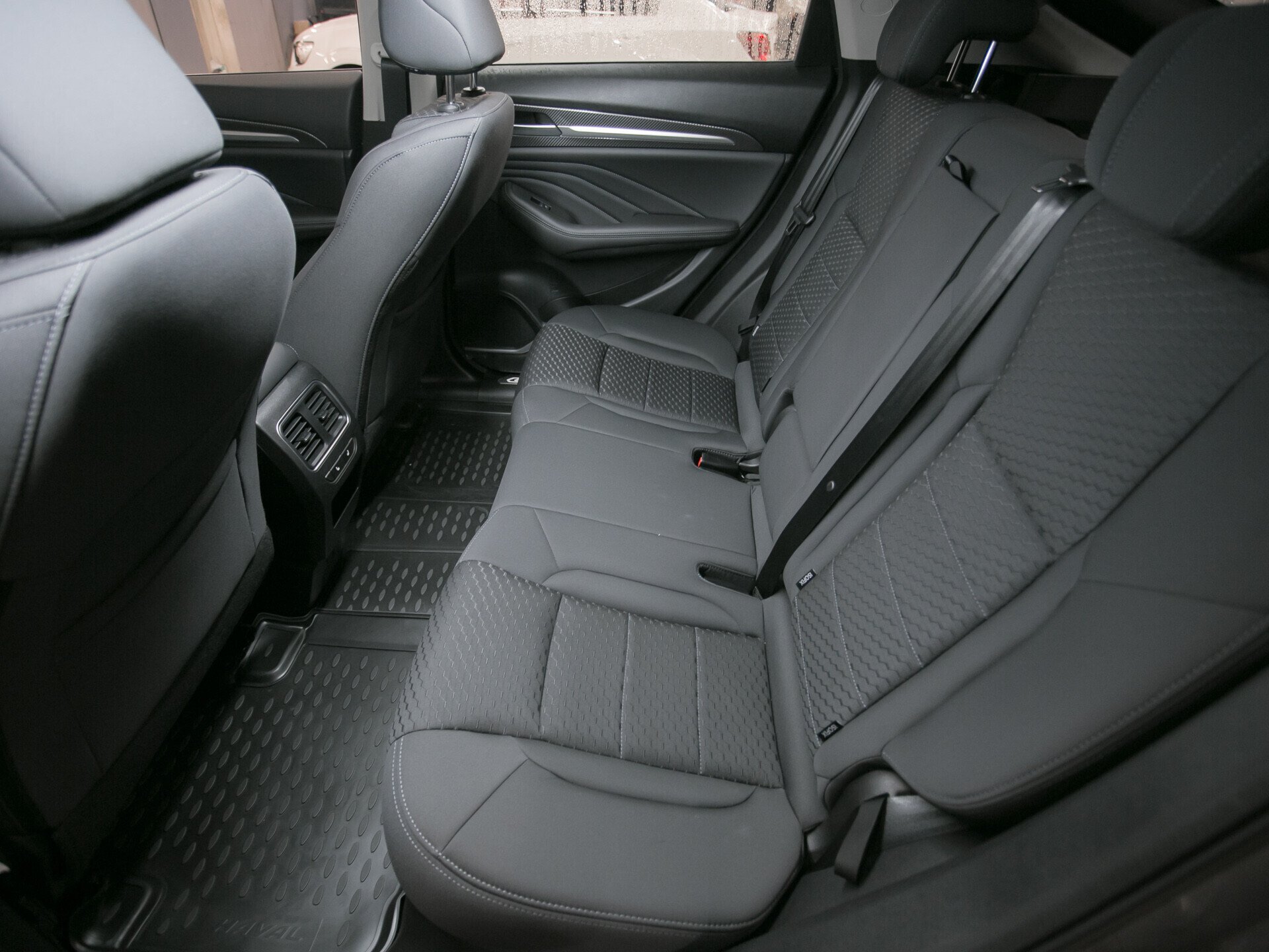 Haval F7x, I 2.0 AMT (190 л.с.) 4WD