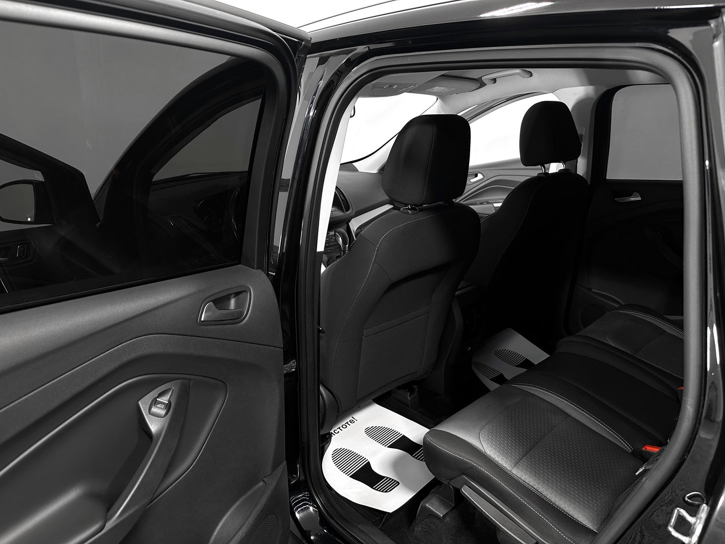 Ford Kuga, II Рестайлинг 1.5 AT (150 л.с.) 4WD