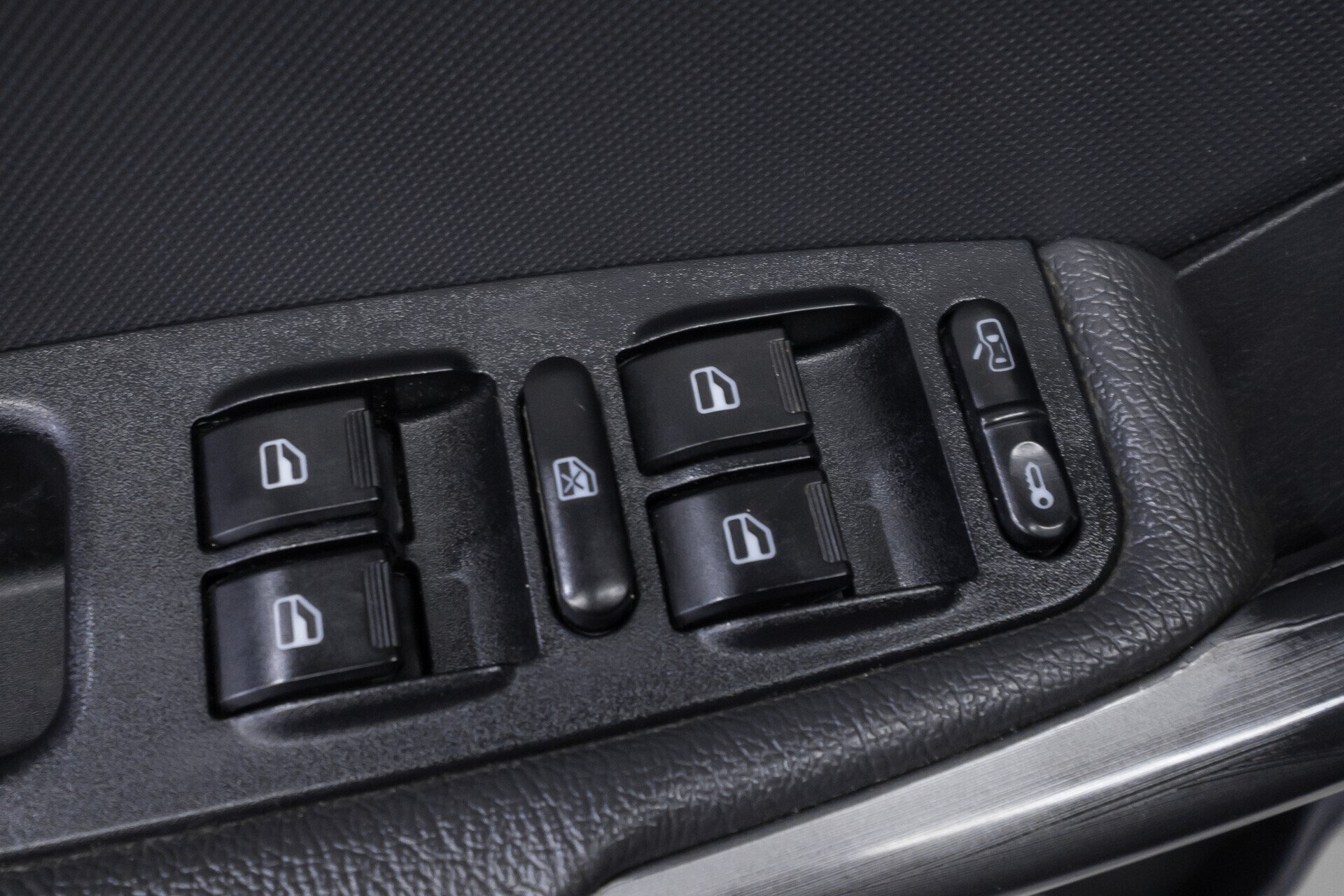 Chery Tiggo (T11), I Рестайлинг (FL) 1.9 MT (132 л.с.)