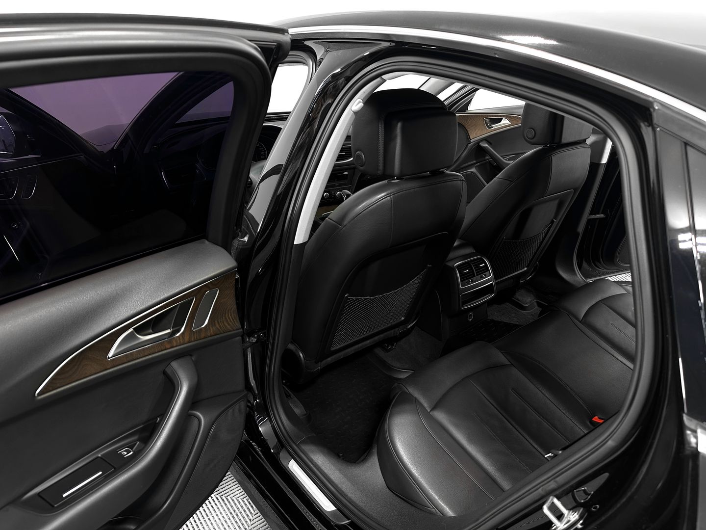 Audi A6, IV (C7) Рестайлинг 2.8 AMT (220 л.с.) 4WD