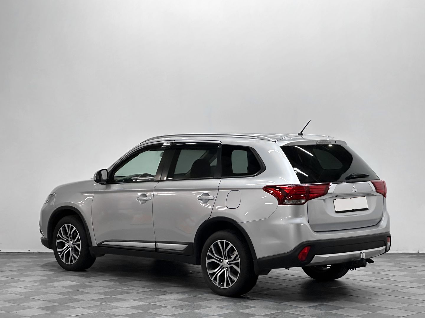 Mitsubishi Outlander, III Рестайлинг 2 2.0 CVT (146 л.с.) 4WD