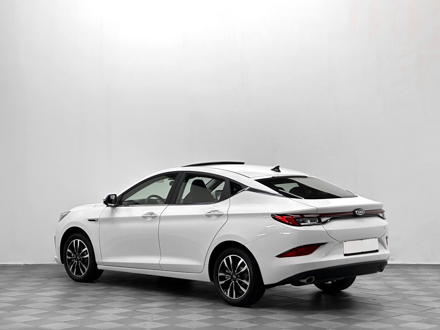 JAC J7, I 1.5 CVT (136 л.с.)