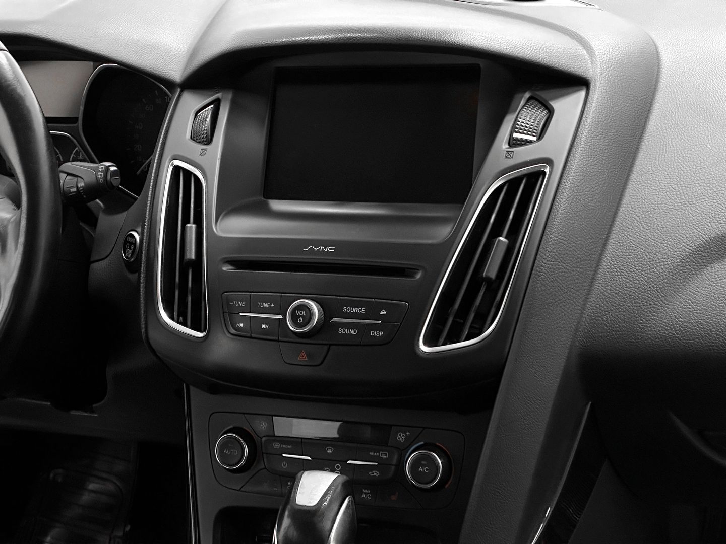 Ford Focus, III Рестайлинг 1.5 AT (150 л.с.)