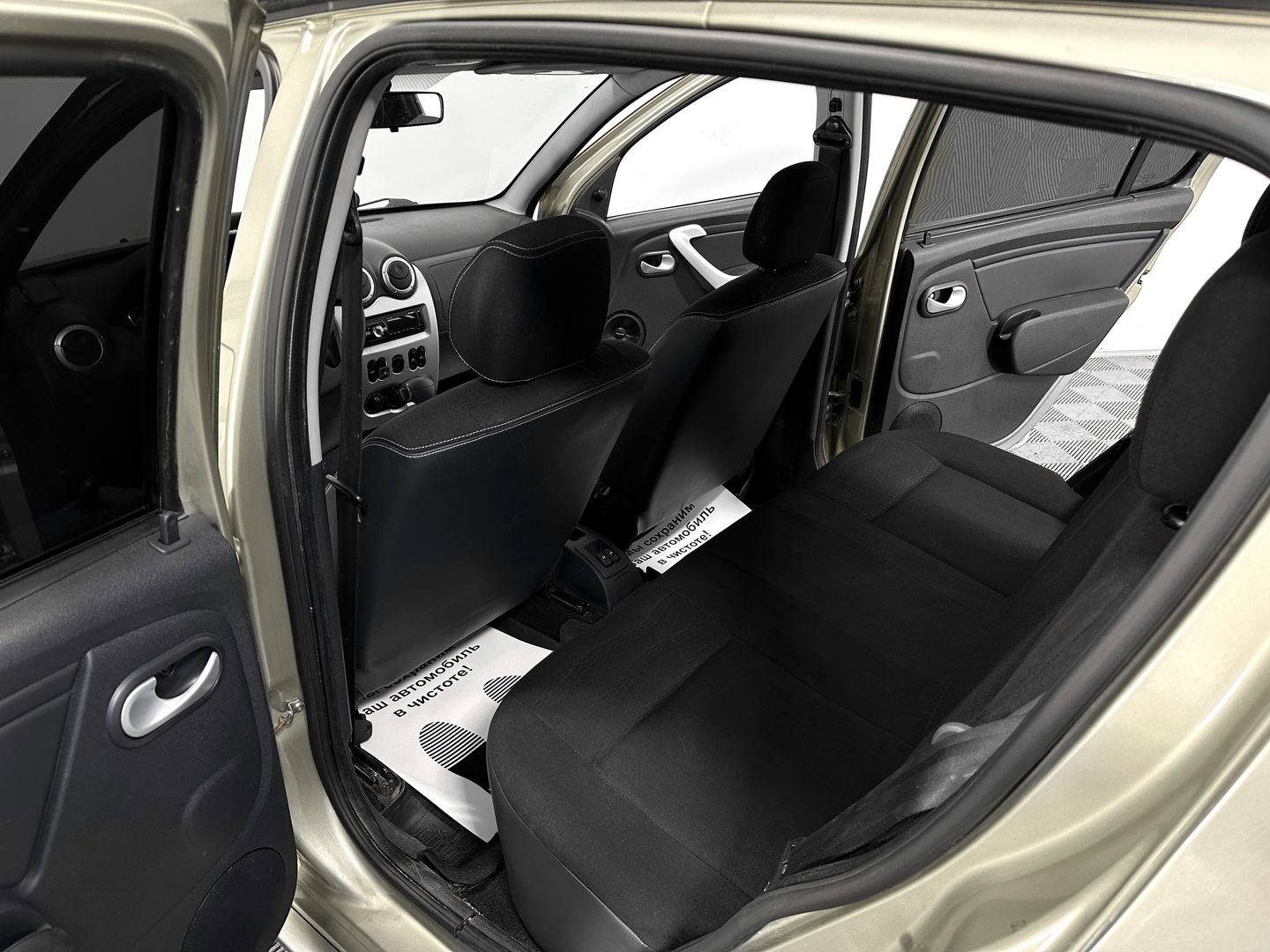 Renault Sandero, I Stepway 1.6 AT (103 л.с.)