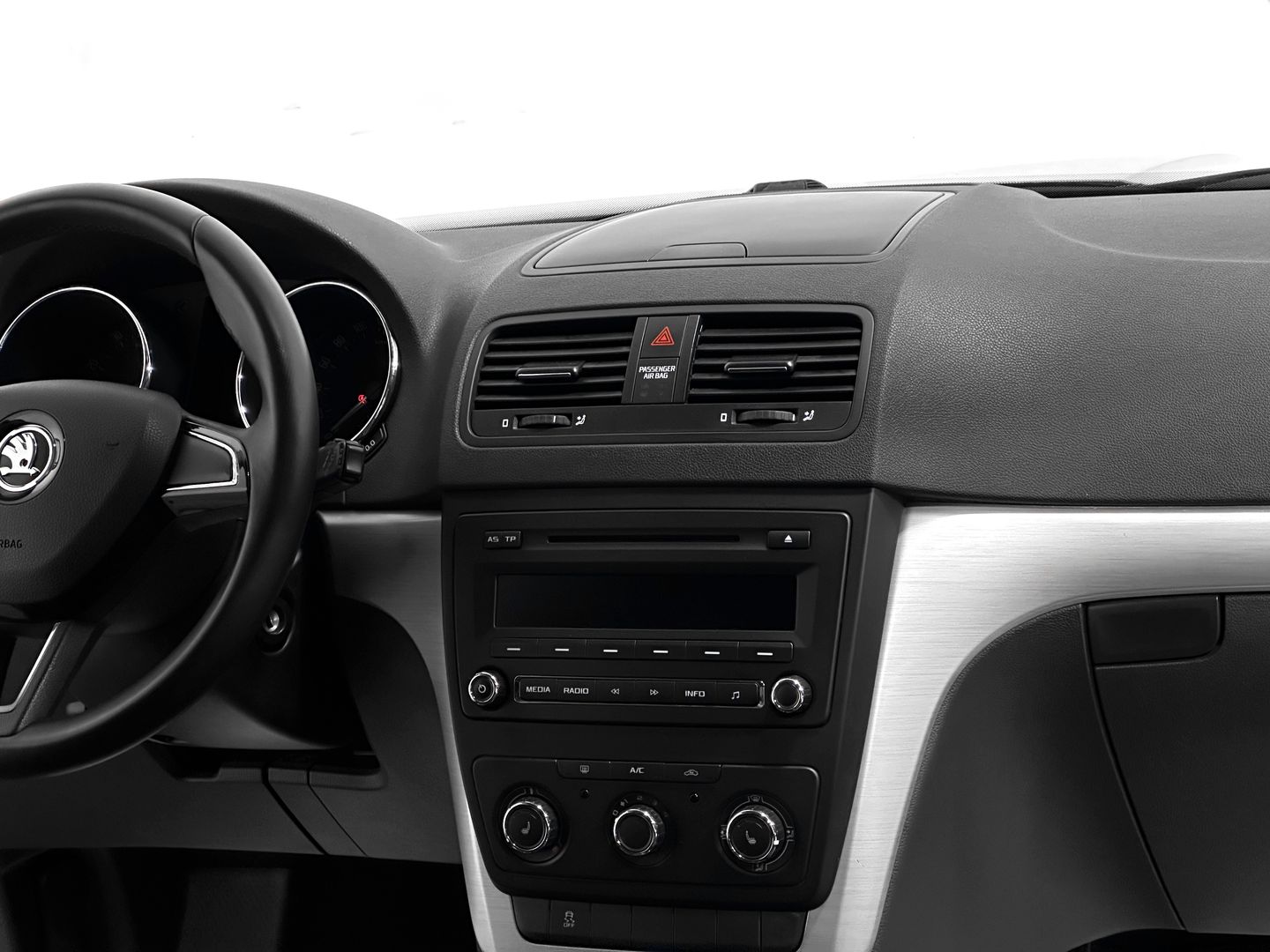 Skoda Yeti, I 1.4 AMT (122 л.с.)